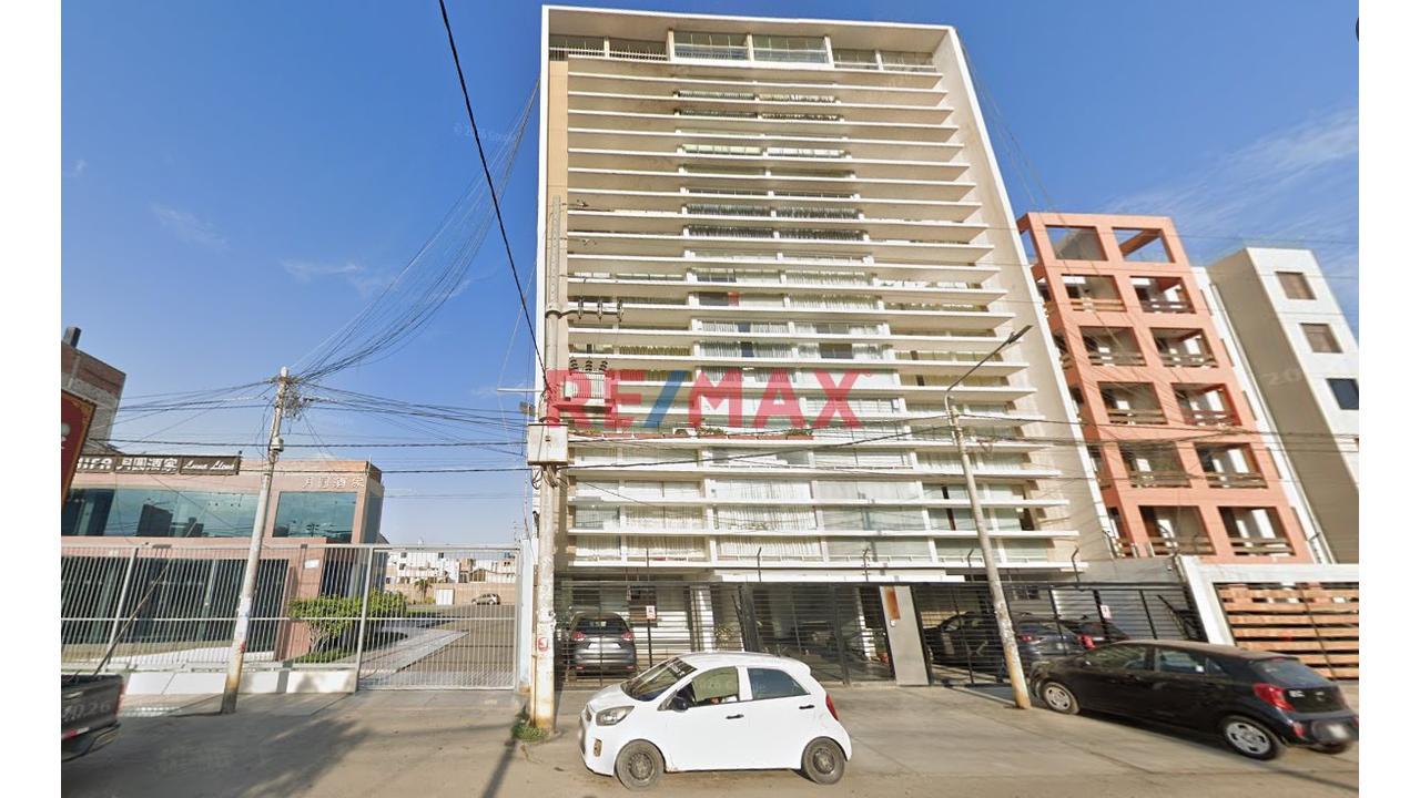 Departamento En Alquiler En La Av. Migue Grau 1080 — foto 1
