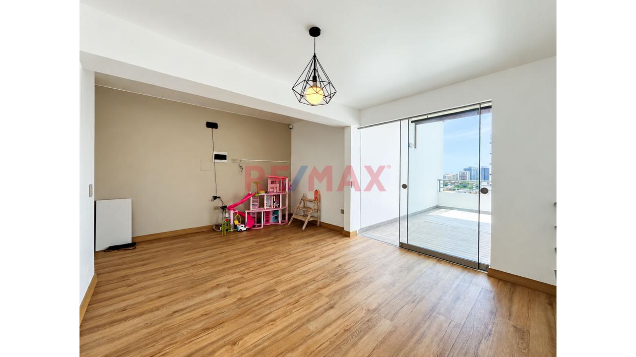 Se Vende Amplio Dúplex De 177 M² Frente Al Parque Paitití En Manco Ii, San Miguel — foto 13