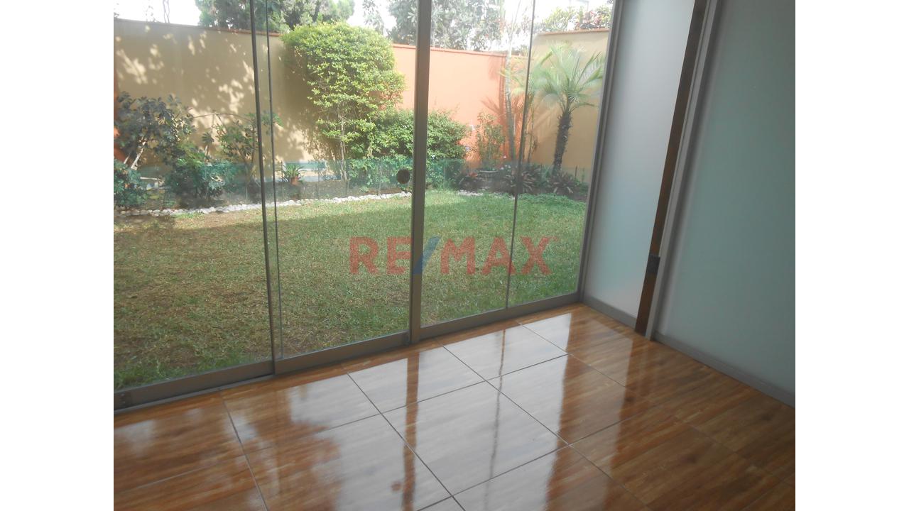 🏡 Alquiler De Primer Piso De 206 M² En Surco – Urb. Las Gardenias — foto 9