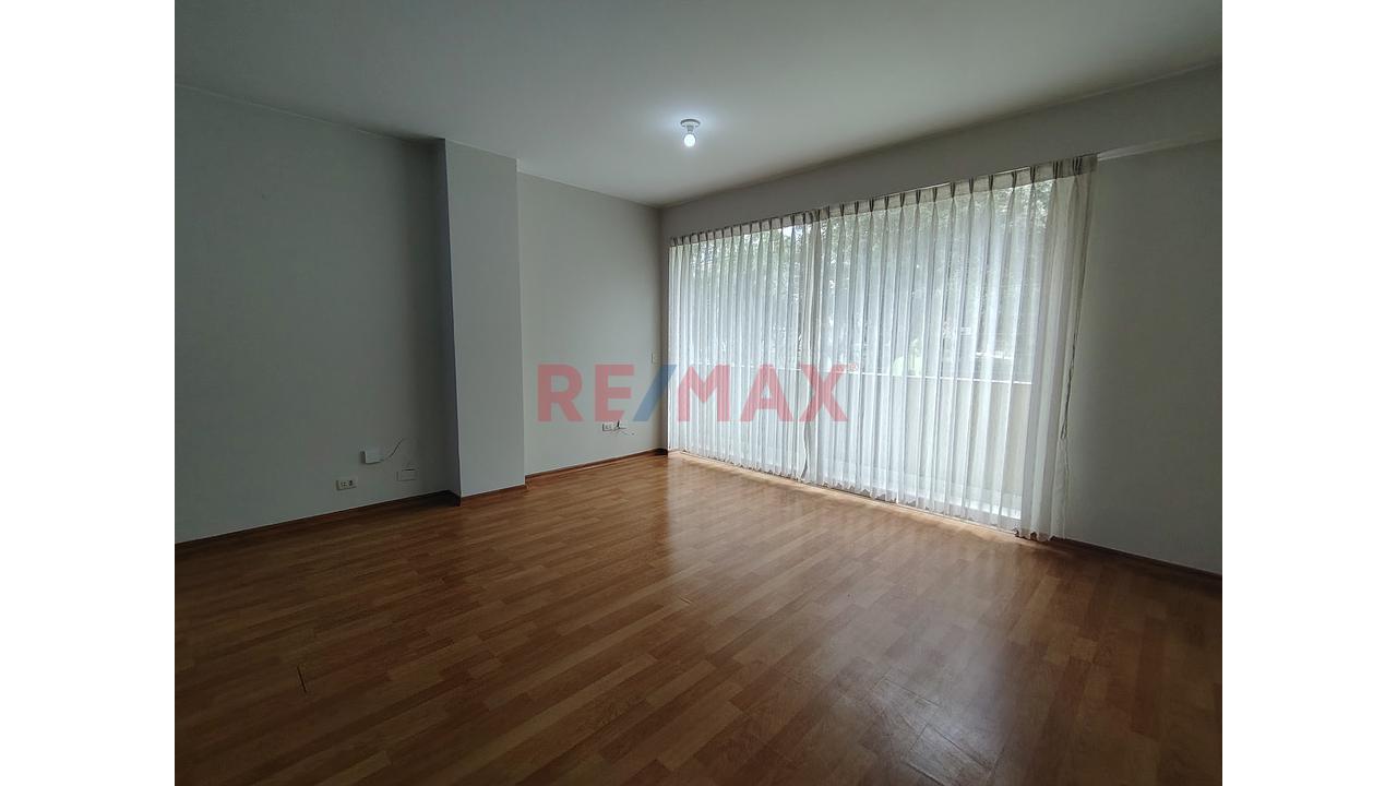 Departamento En Alquiler 2 Habitaciones Con Con Vista Al Parque En Ate — foto 7