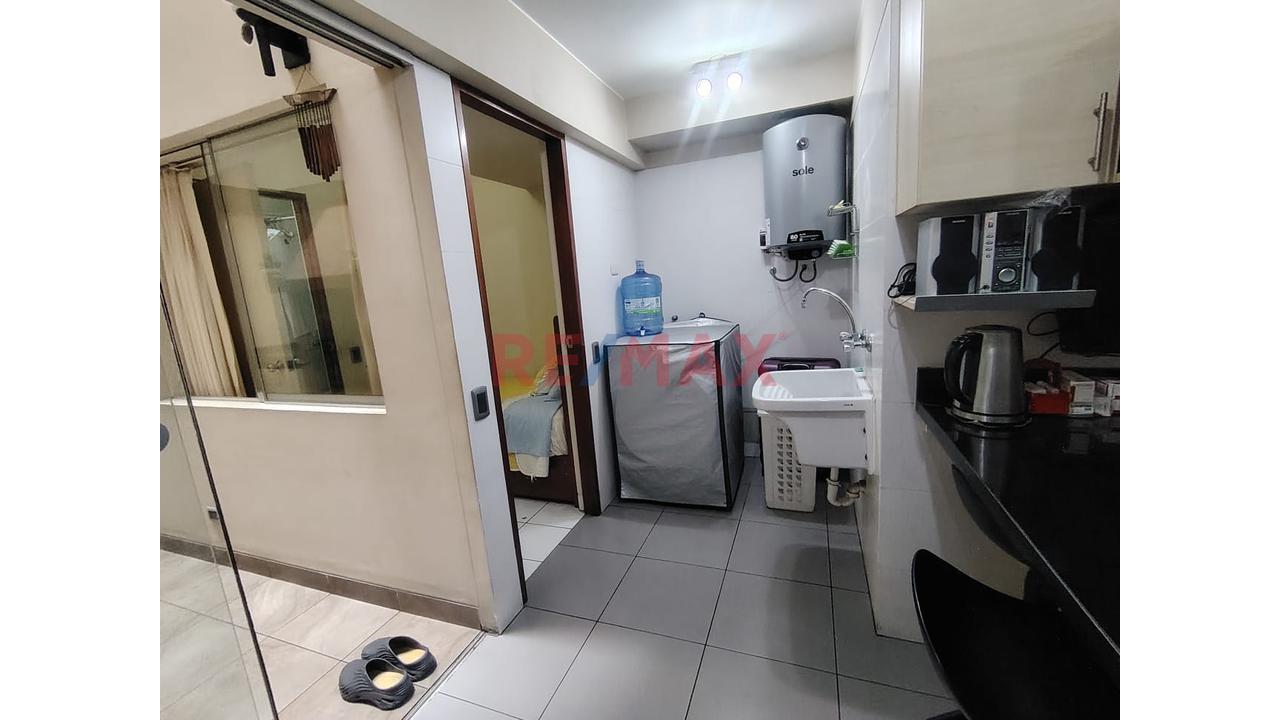 Vendo Exclusivo Departamento C/ Terraza, 2 Estacionamientos Y Deposito, San Borja — foto 10