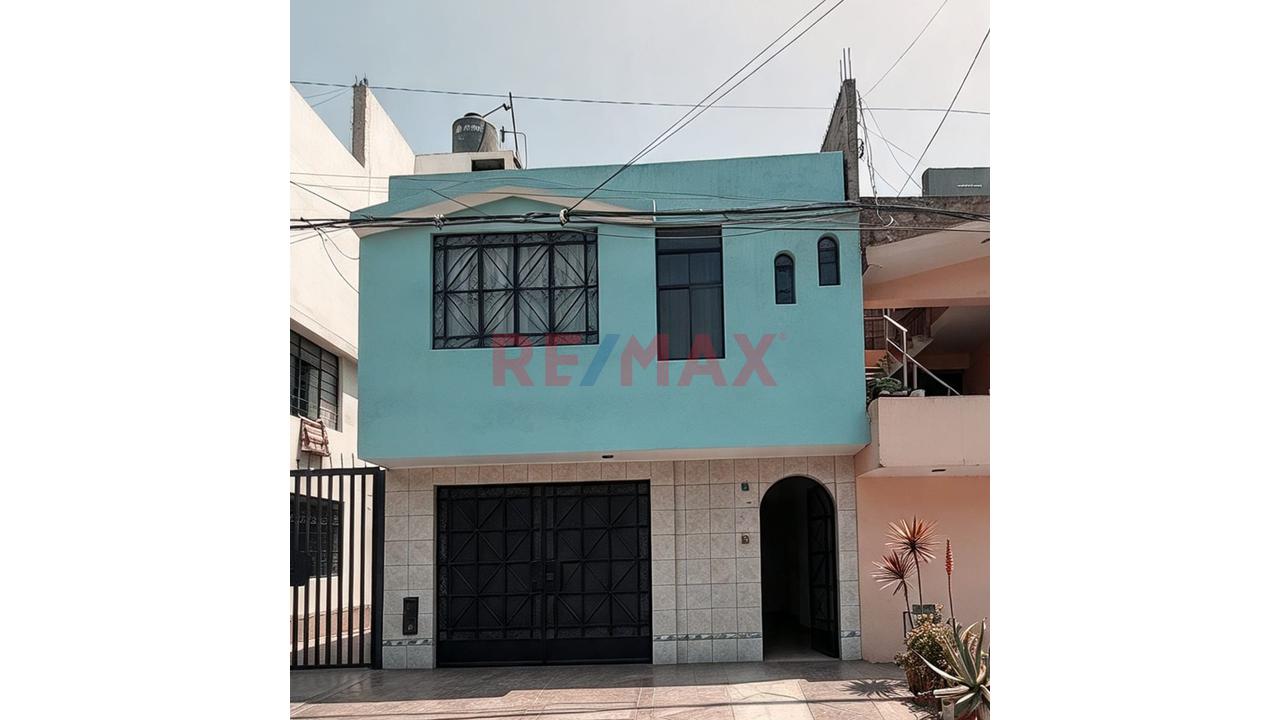 Venta Casa De Dos Pisos En San Diego - S.M.P. — foto 10