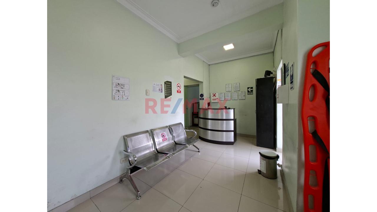Alquiler Consultorios Medio Turno - 12