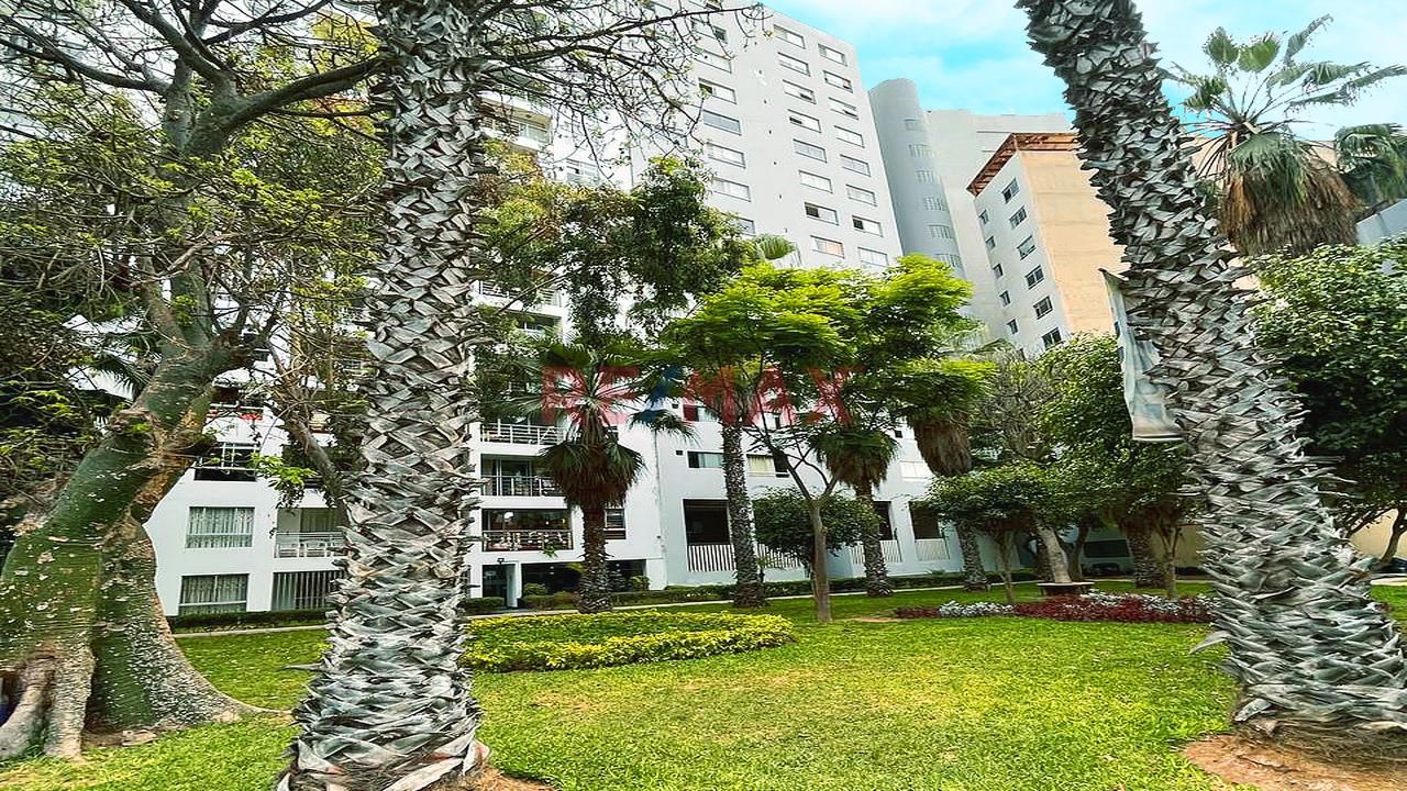 Alquiler De Departamento Con Cochera En Barrio Médico Av Sergio Bernales 347 — foto 2
