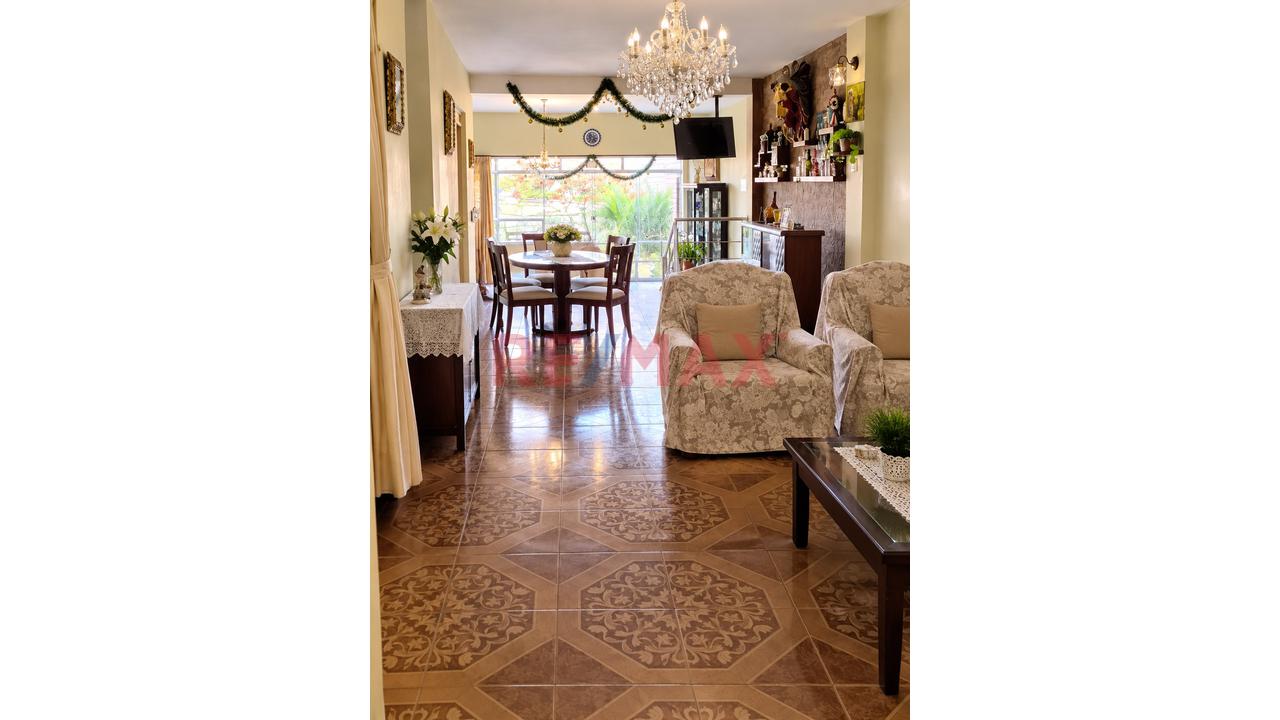 🏡 ¡Venta De Casa De 298.5 M² Con Piscina, Jardín Y Zona De Parrilla En Santa Rosa! - 3