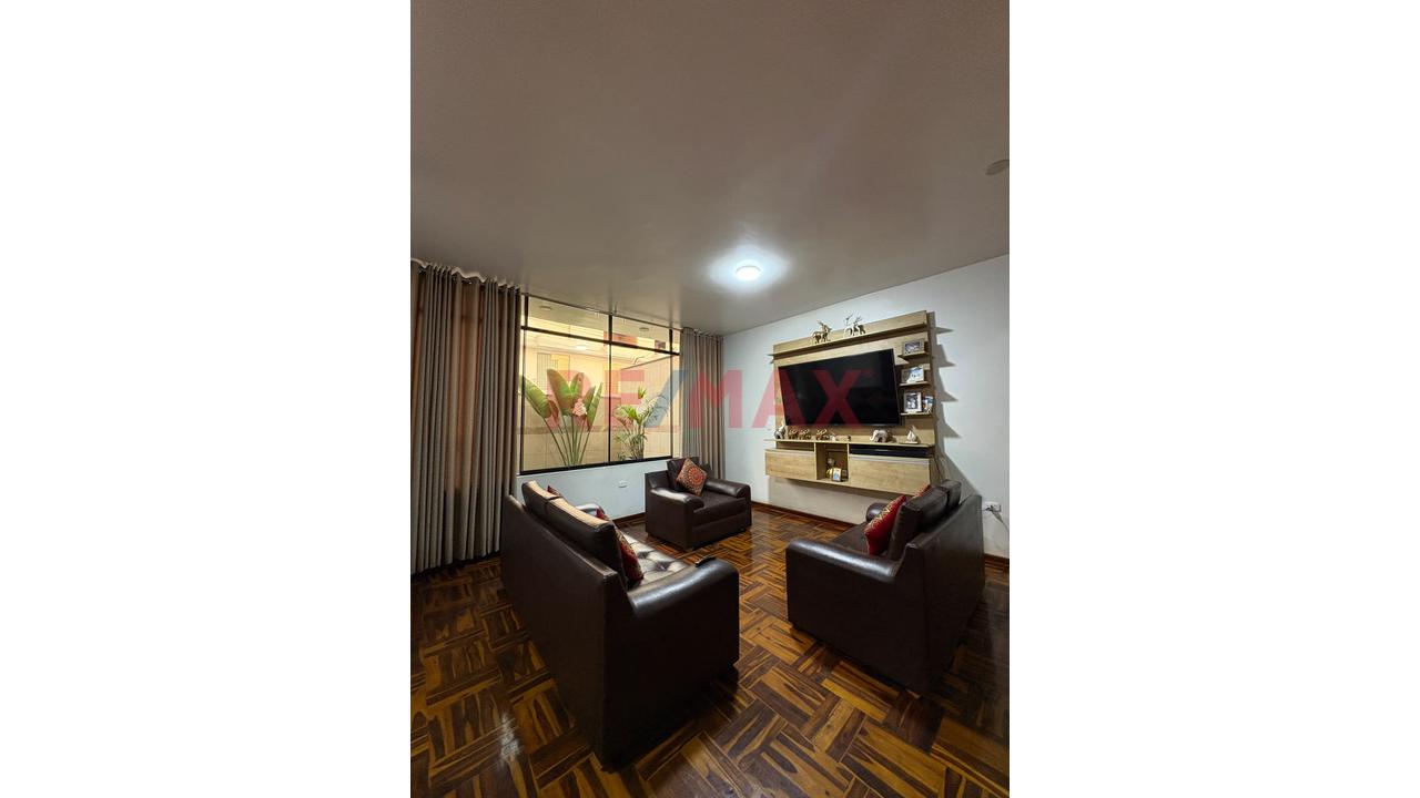 🚨 ¡Gran Oportunidad De Inversión! Casa + Negocio En Un Solo Lugar - 3