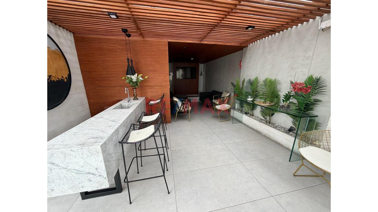 Venta Moderno Dpto 2 Dormitorios, 2 1/2 Baños - 18