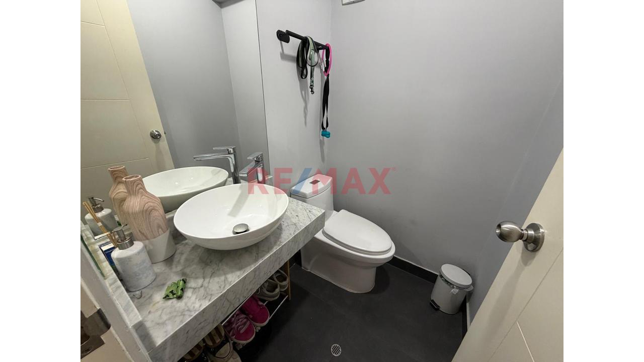 Venta Moderno Dpto 2 Dormitorios, 2 1/2 Baños — foto 6