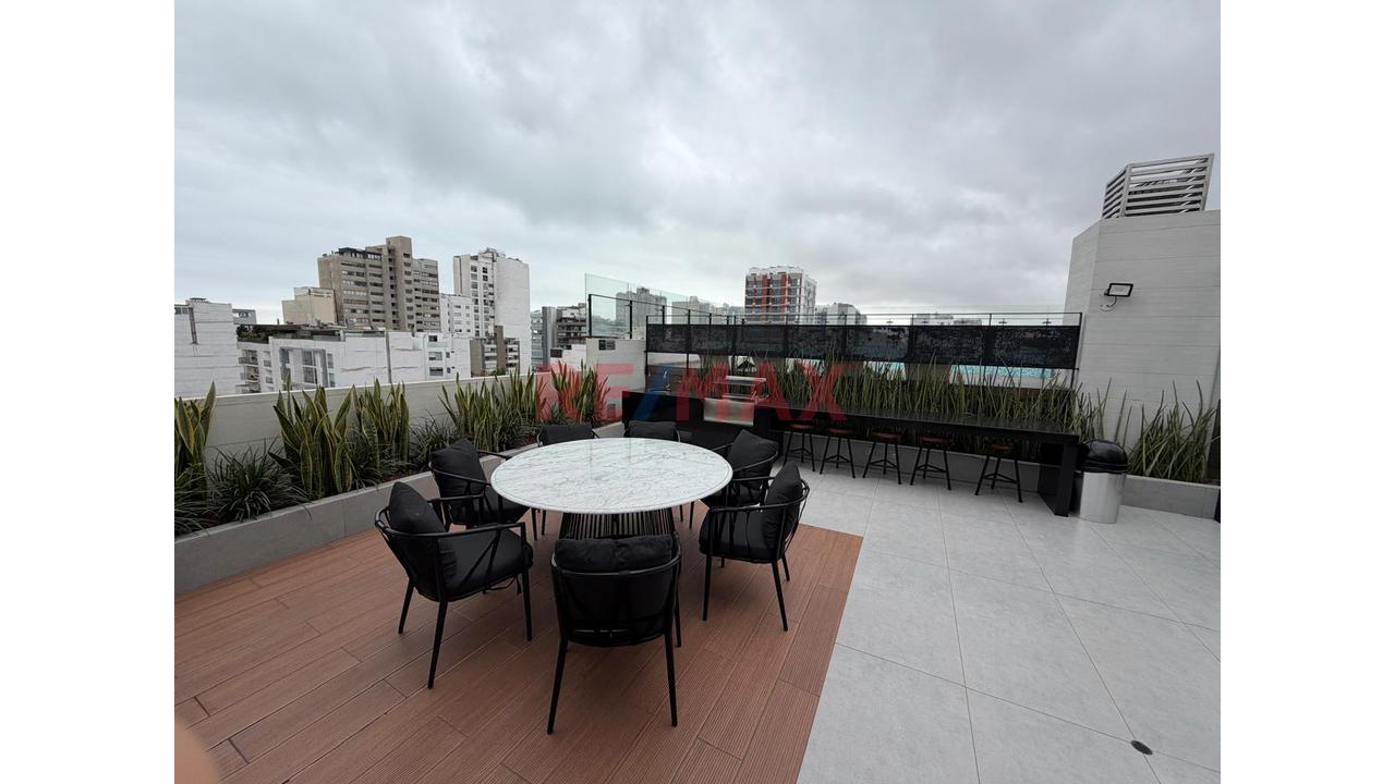 Venta Moderno Dpto 2 Dormitorios, 2 1/2 Baños — foto 14