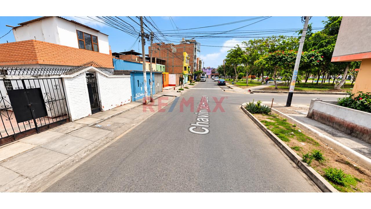 Se Vende Casa Con Zonifcacion Cz San Juan De Lurigancho — foto 6