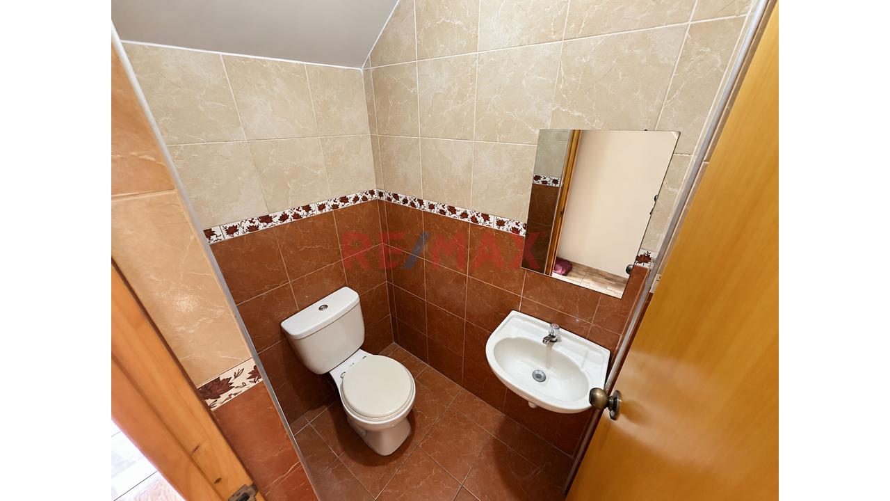 📈 ¡Ideal Para Familias E Inversionistas! Casa De 3 Pisos + Aires En Venta — foto 2
