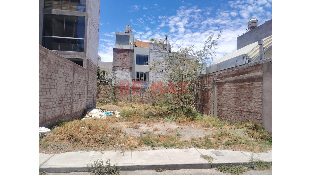 Excelente Terreno Urbano En Venta Listo Para Construir - 1