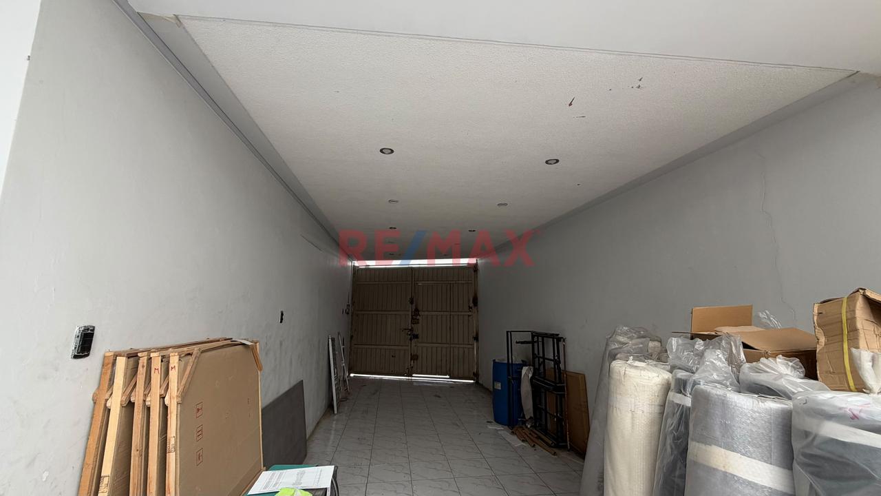 Alquiler De Amplio Local En Alquiler - Cerca A La Utp - 10