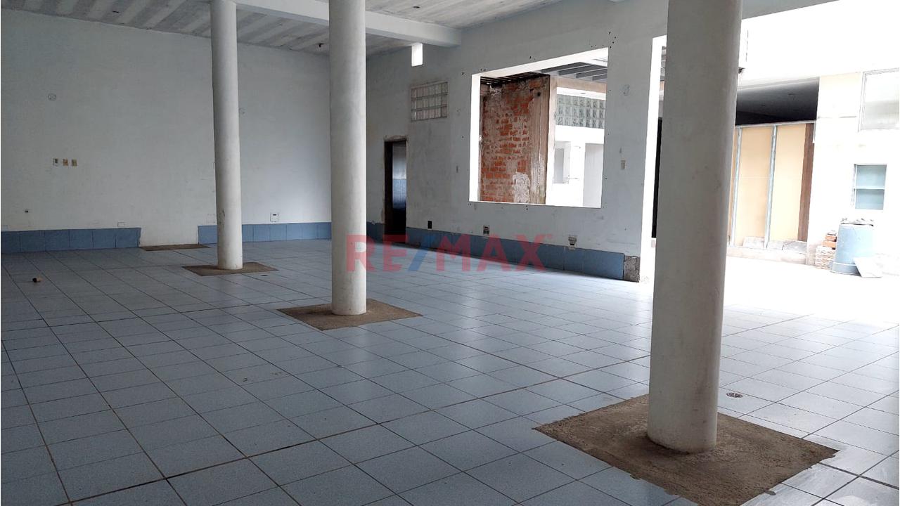 Alquiler De Amplio Local En Alquiler - Cerca A La Utp - 5