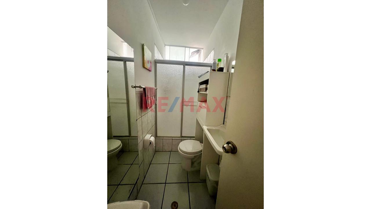 Local Comercial En Venta Urb. Los Rosales - Surco - 8