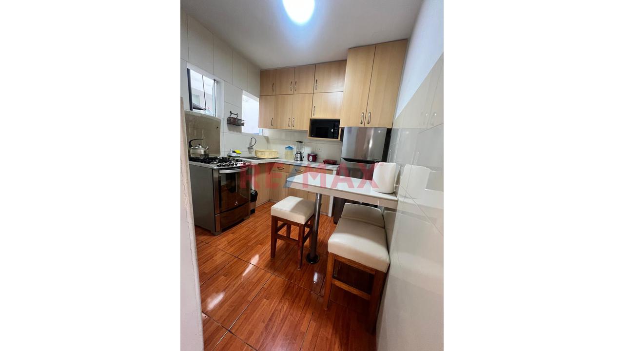 Local Comercial En Venta Urb. Los Rosales - Surco - 12
