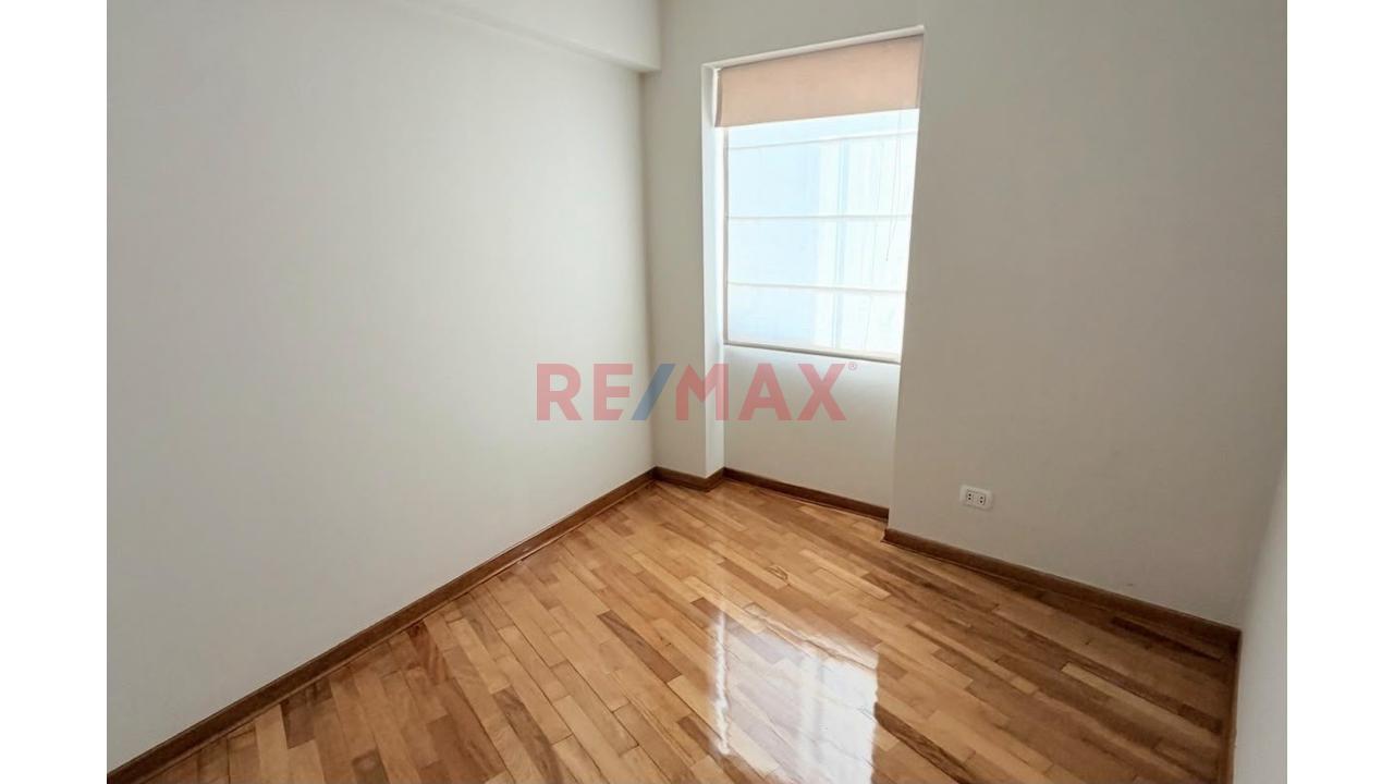 Departamento En Condominio 2Dorm + Aires + Cochera + Dorm Servicio /Cerca Upc Ulima Monterrico Chico — foto 6