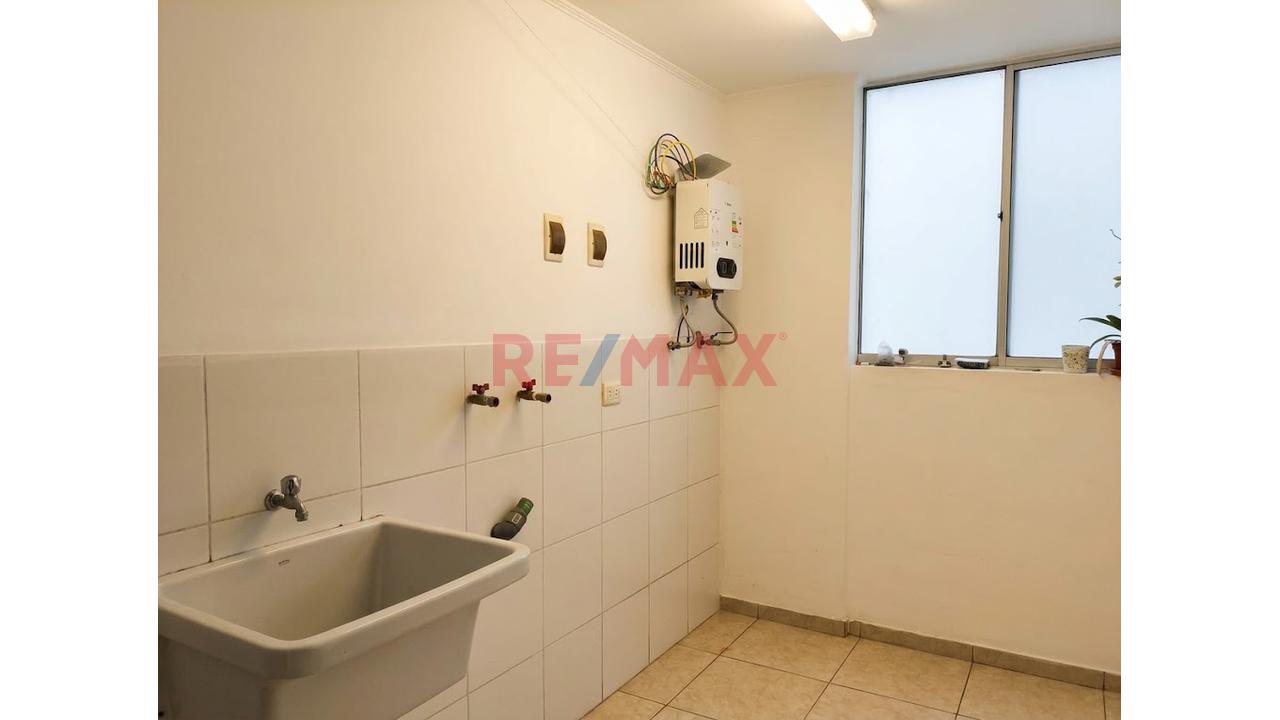 Alquiler De Departamento En San Borja Sur Frente A Parque | 3 Dormitorios | 2 Cocheras - Precio: S/ 3,400 Mensuales — foto 10
