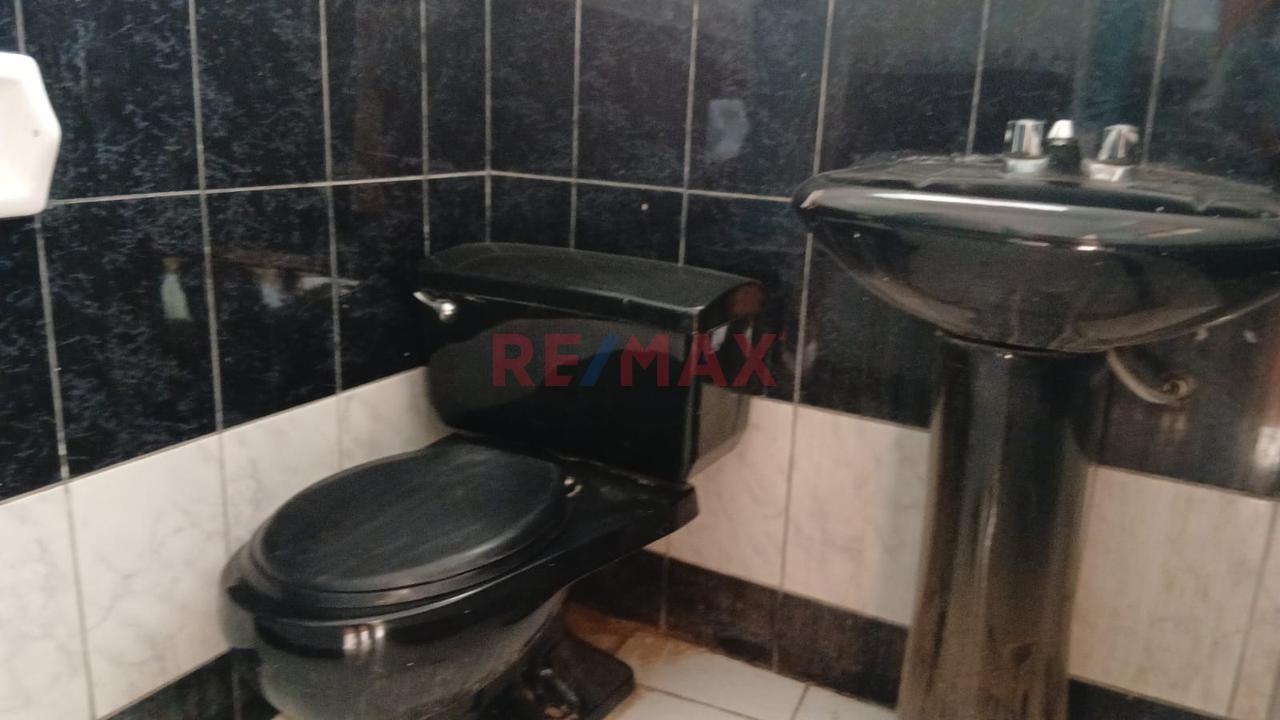 Se Alquila Amplia Casa En Calle Rivero – Cercado! — foto 3