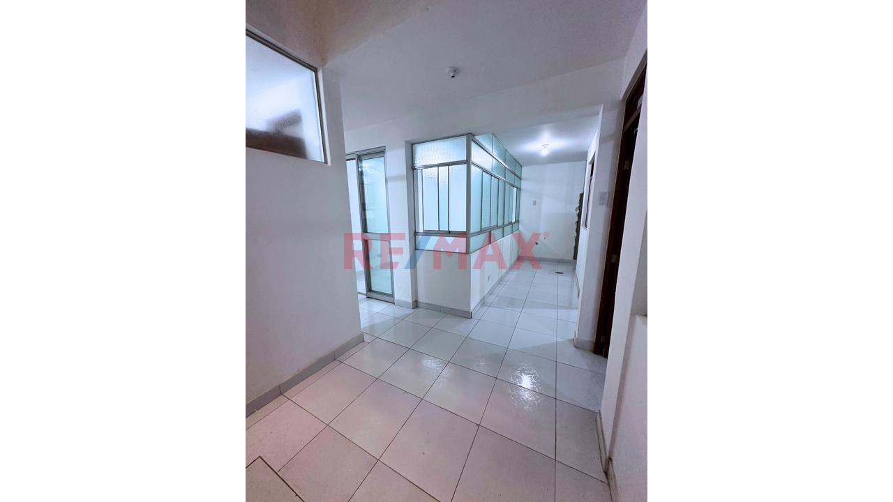 Se Alquila Departamento Remodelado — foto 4