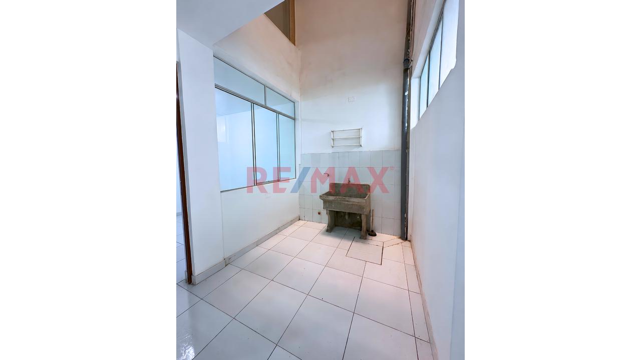 Se Alquila Departamento Remodelado — foto 3
