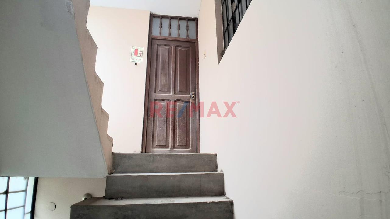 Se Alquila Casa Con Almacen Primer Piso Y Departamento Segundo Piso — foto 8