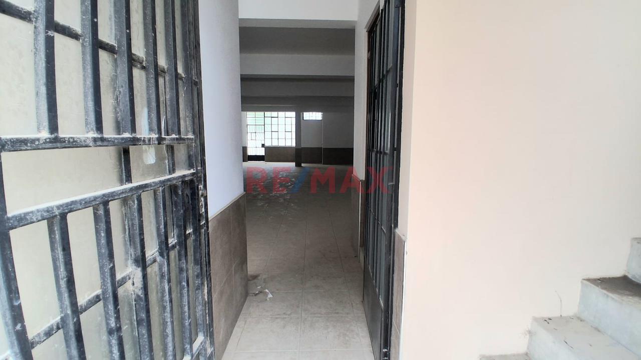 Se Alquila Casa Con Almacen Primer Piso Y Departamento Segundo Piso — foto 2
