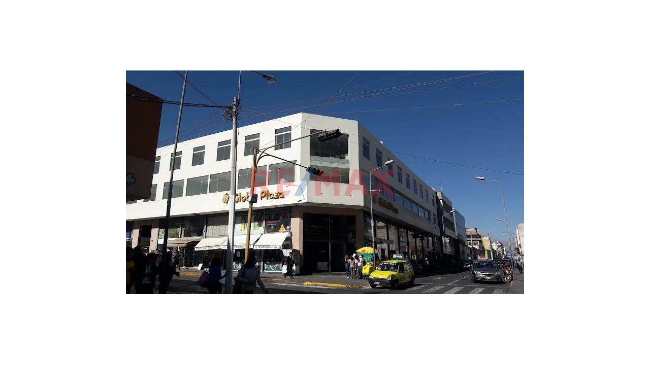 Venta Local Comercial Primer Piso En C.C. Global Plaza -Cercado - 4