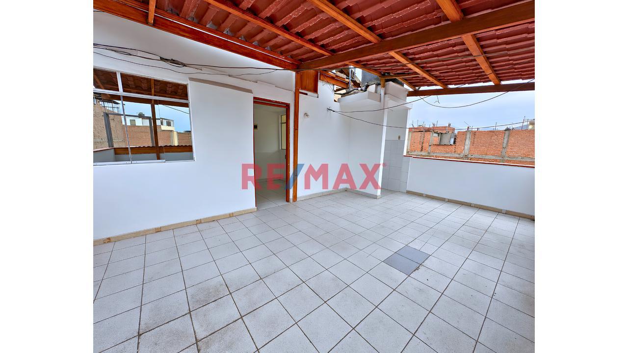 Se Alquila Departamento Con Terraza