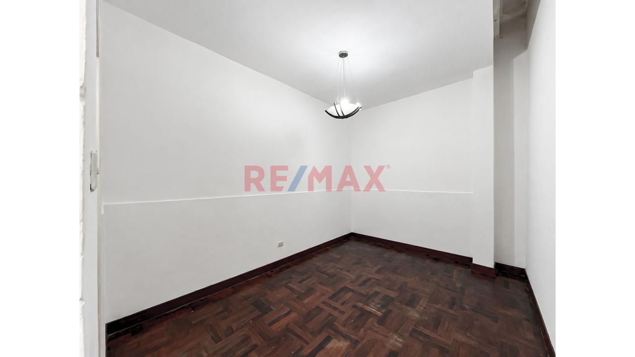 Local Estratégico En Miraflores | Cerca De Av. Benavides Y Vía Expresa - 8