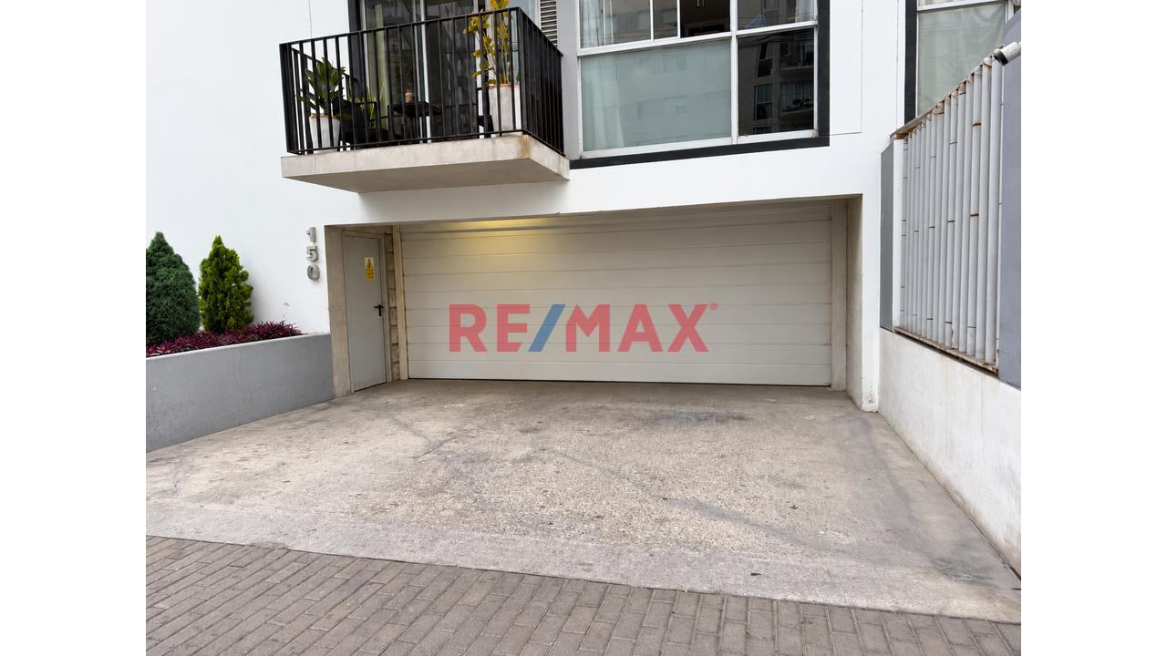 🚗Oportunidad! ¡Cochera En Venta En Valente 1 – San Miguel! - 1