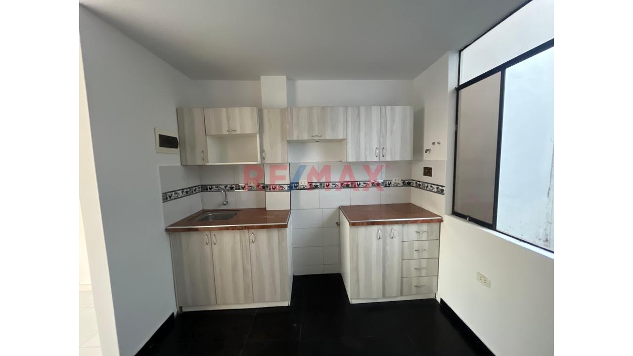 Vendo Dpto. 4To - Urb. Los Alisos - Smp / 2H + 1B Con Balcon — foto 7