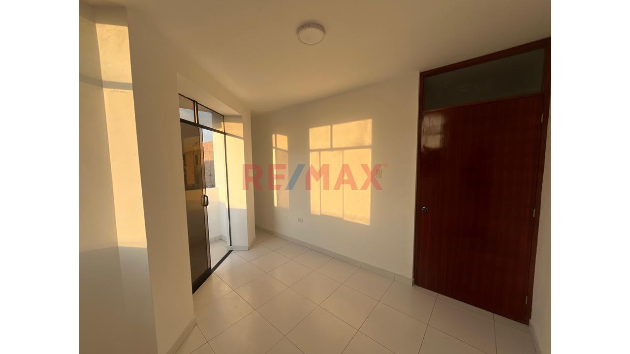 Vendo Dpto. 4To - Urb. Los Alisos - Smp / 2H + 1B Con Balcon — foto 13