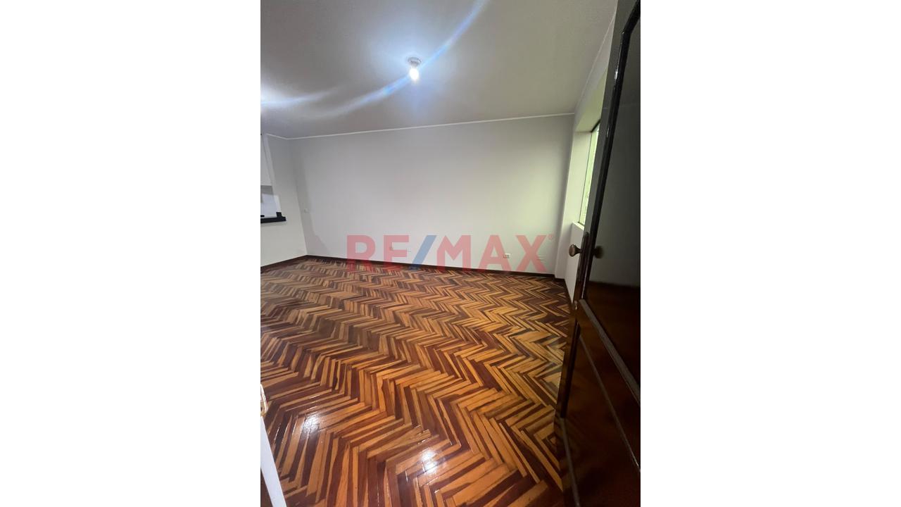 ¡Mini Departamento En Venta En Urb. Portada Del Sol, La Molina! — foto 3