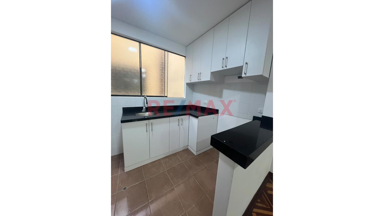 ¡Mini Departamento En Venta En Urb. Portada Del Sol, La Molina! — foto 2