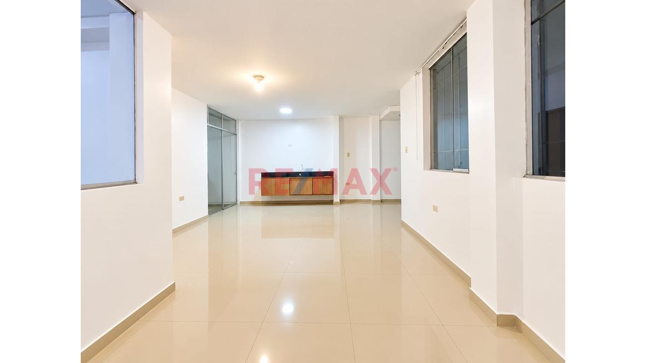 Depa En 1.Er Piso Con Patio Y Cochera Independiente – Santo Domingo 12.ª Etapa, Carabayllo — foto 4