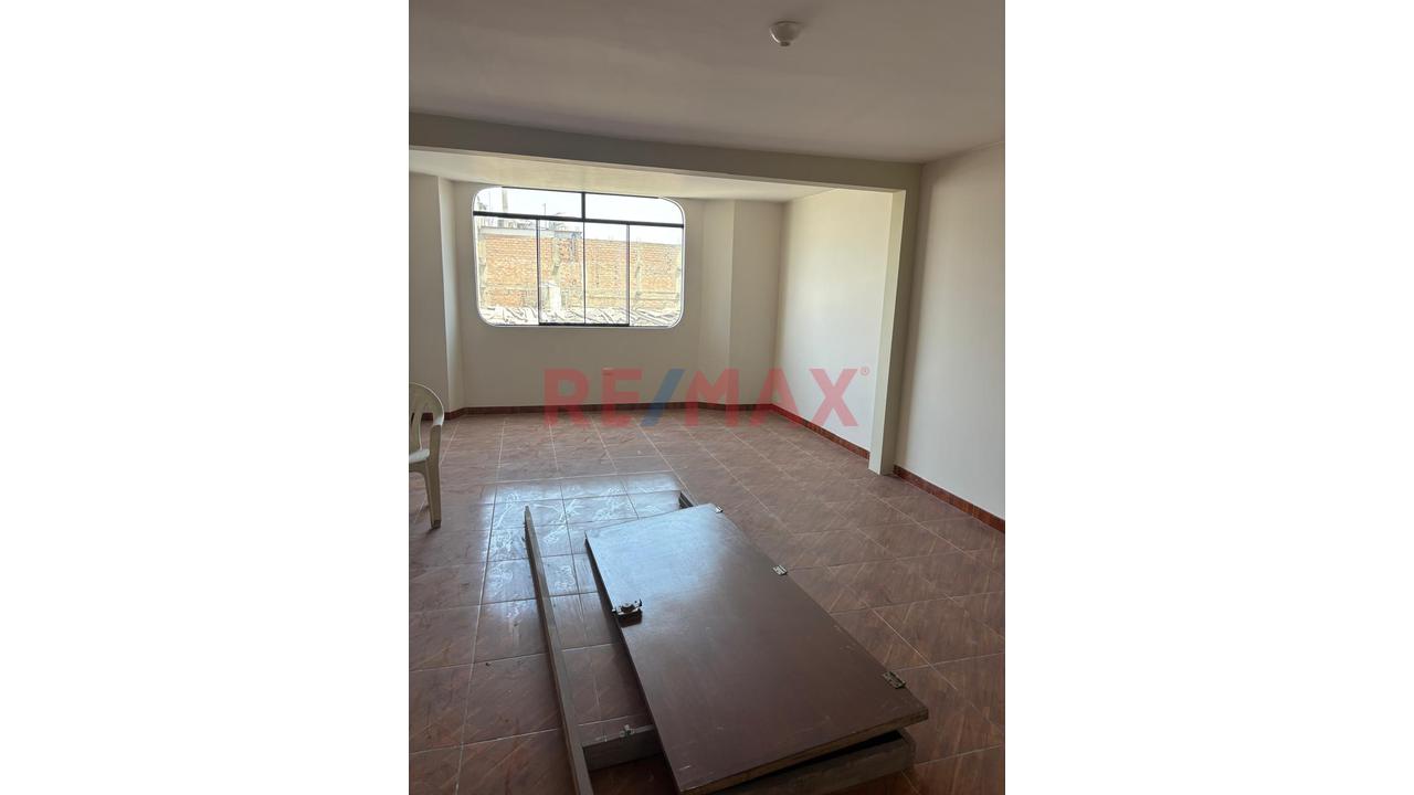 ¡Alquila Un Departamento Con Terraza Propia En La Av Imperial! — foto 13