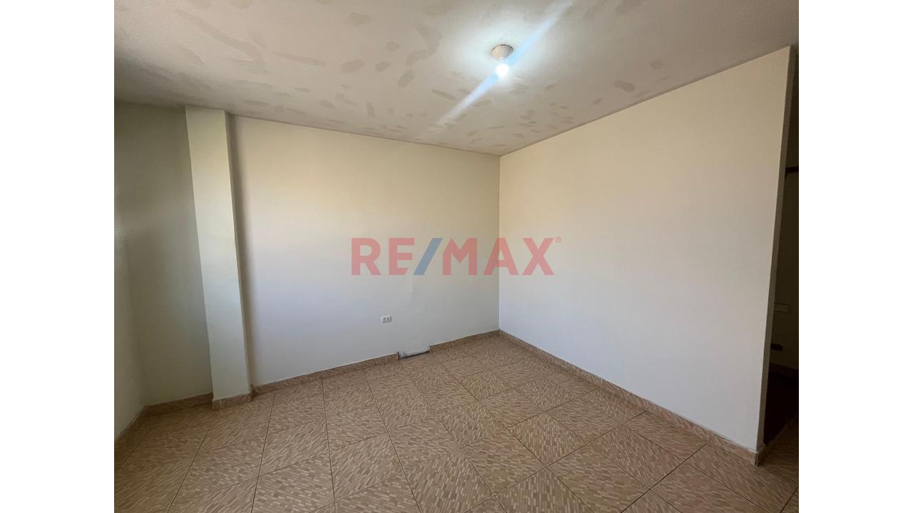 Vendo Dpto. 2Do - 124.40M2 Urb. Los Alisos - Smp / 4H + 2B - 13