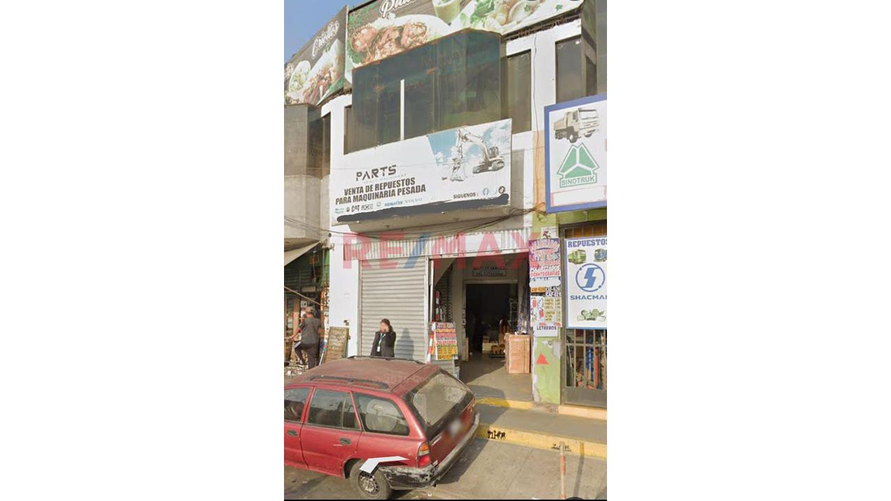 Local De Alto Tránsito, En La Zona Más Comercial De San Luis - 1