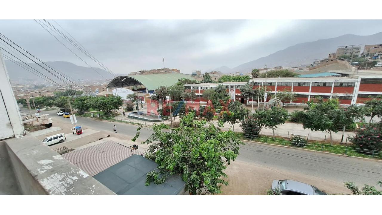 Ocasión Casa En Venta En Huascar — foto 4