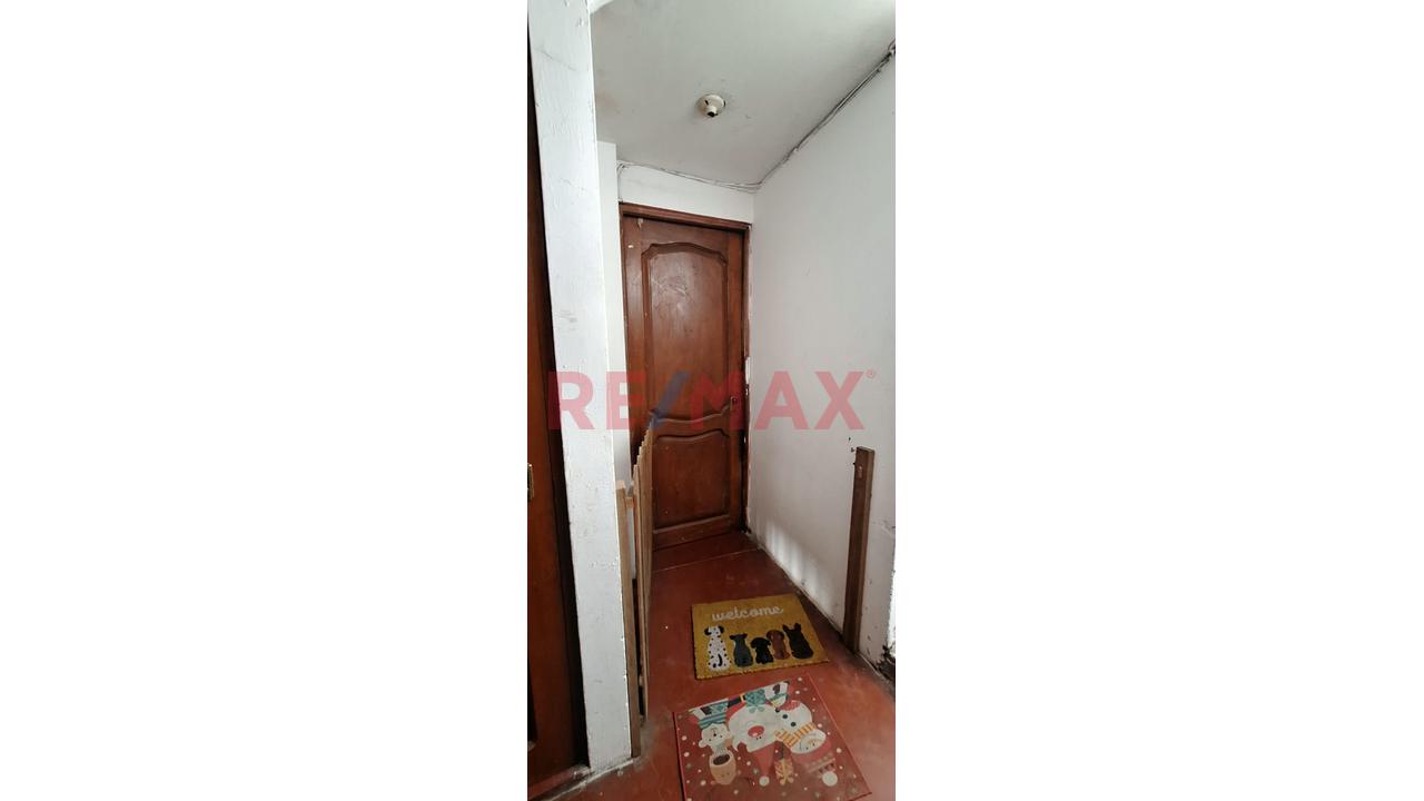 Ocasión Casa En Venta En Huascar — foto 12