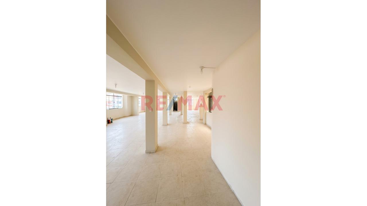 🏢 ¡Alquiler De Amplio Espacio Comercial De 175 M² En Esquina! - 14