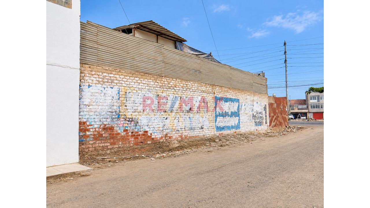Oportunidad De Inversión Se Vendecterreno Comercial - 4