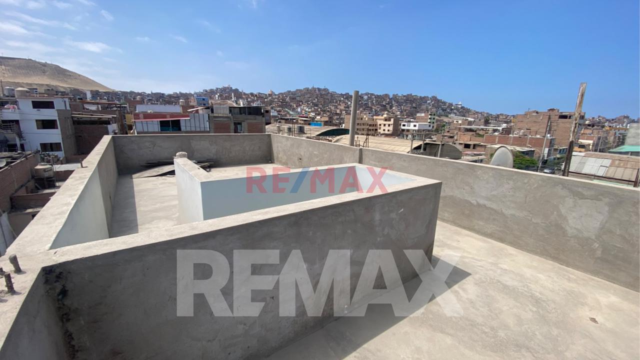 Casa De 3 Pisos + Azotea En Venta, Ideal Para Familia Grande O Inversión, Ubicada En Chorrillos. - 4