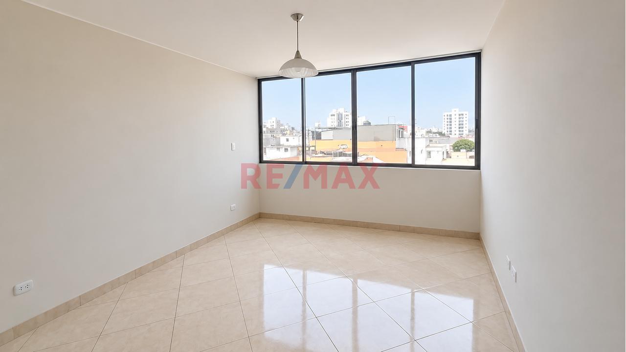 Alquiler De Minidepartamento En Sta Catalina - La Victoria — foto 3