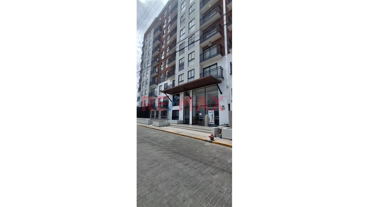 Departamento De Estreno En Alquiler Condominio Luzzo Cerro Colorado - 1
