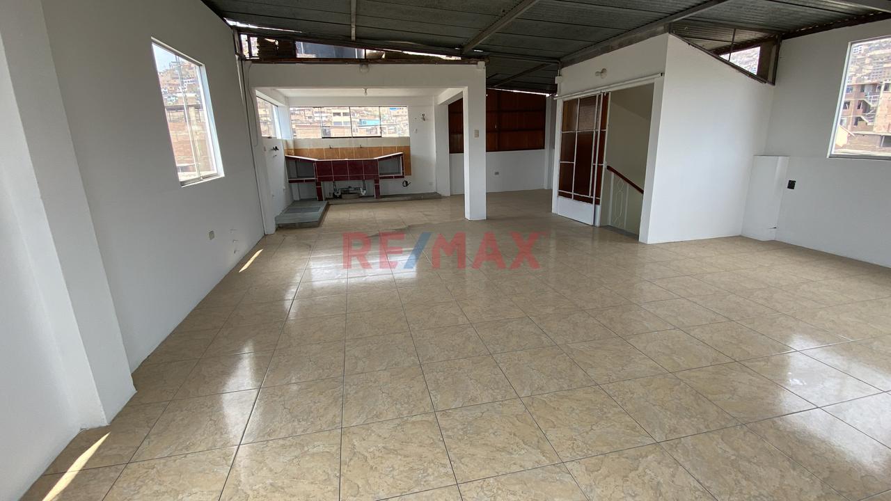 Alquiler De Amplio Local Comercial En Esquina – Villa María Del Triunfo - 20