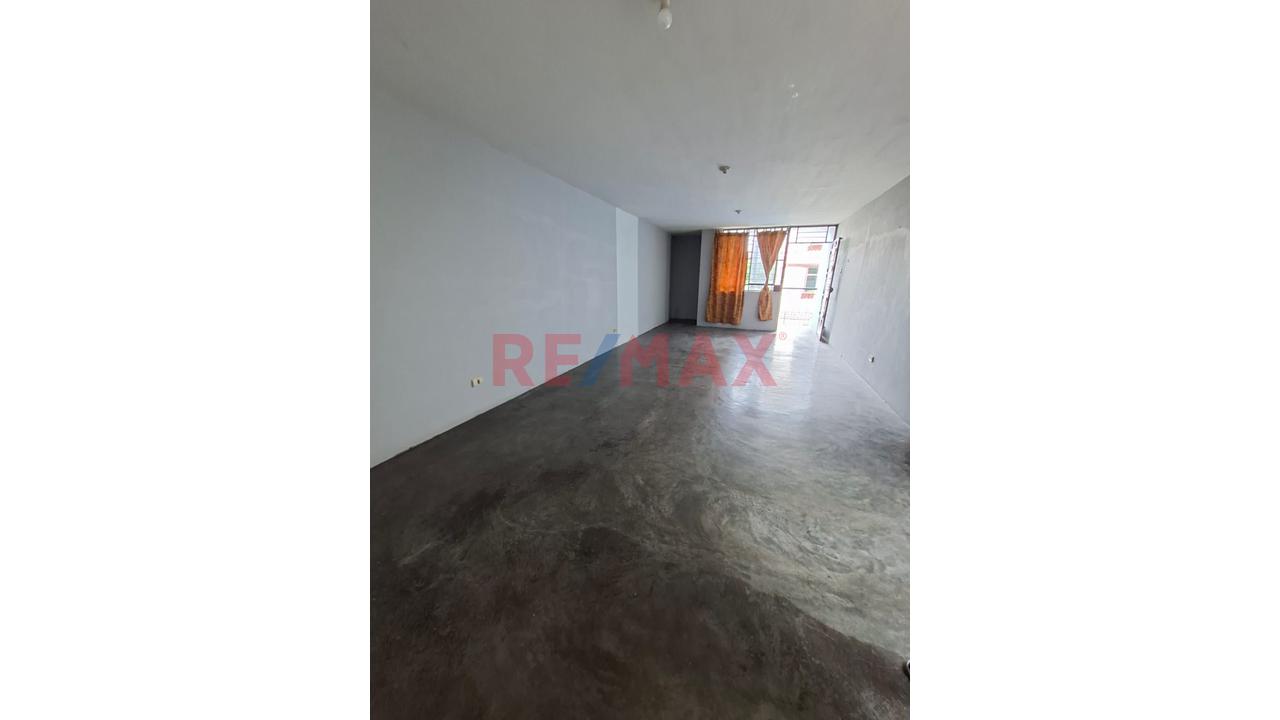 Alquiler 2 Piso Los Olivos 2 Piso 160 M2 Con Balcon Urb. Micaela Bastidas — foto 3