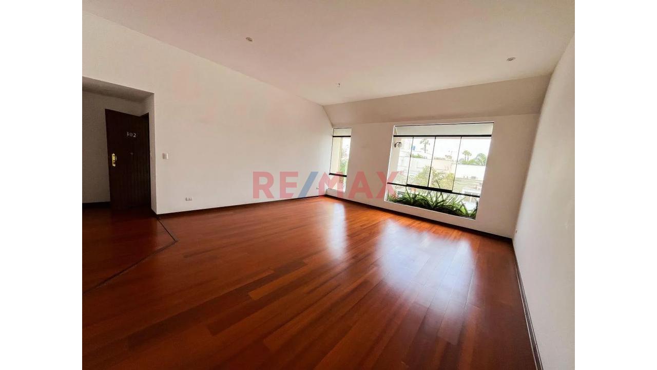 Venta Departamento En Miraflores S/ 901,800 - 2