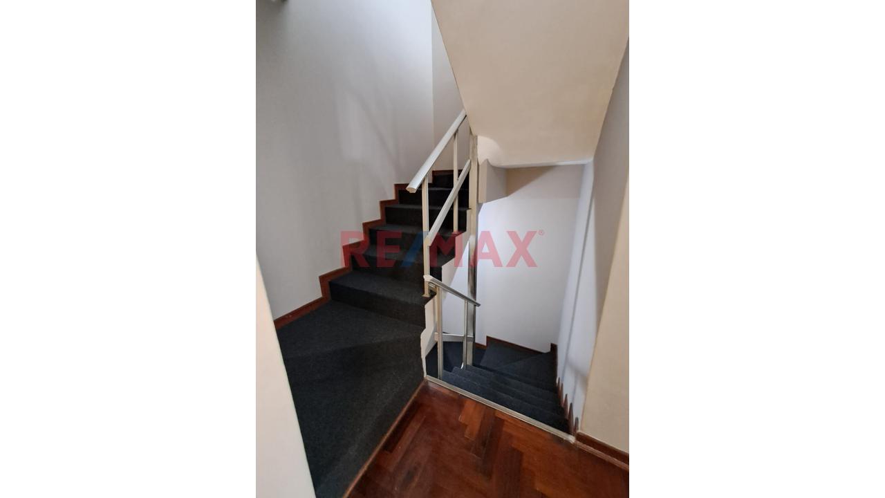 Vendo Departamento Triplex Altura Del Óvalo Los Cóndores En La Molina — foto 4
